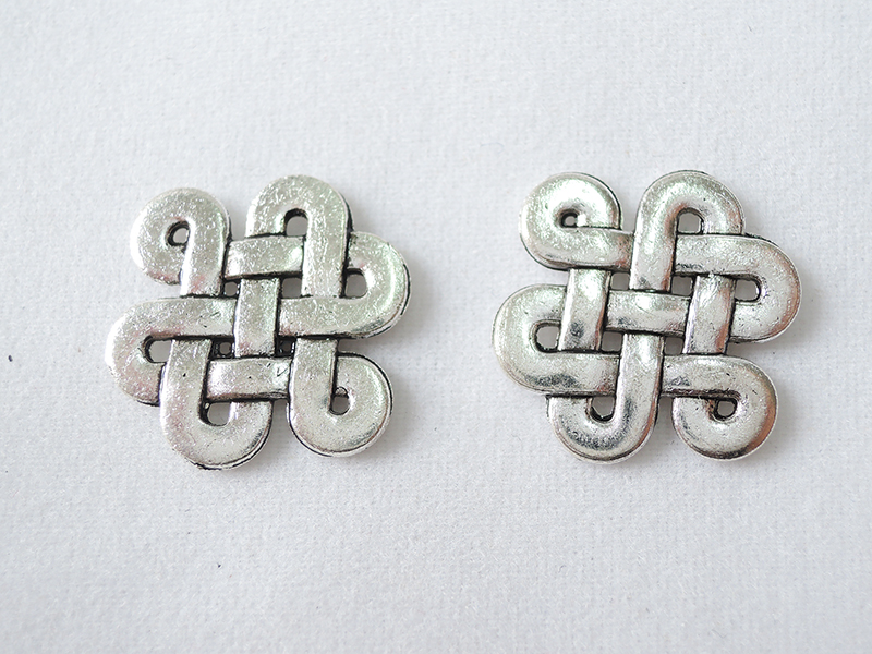 Alloy Part Celtic knot